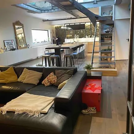 Loft Centre Situe Dans Rue Calme Apartment