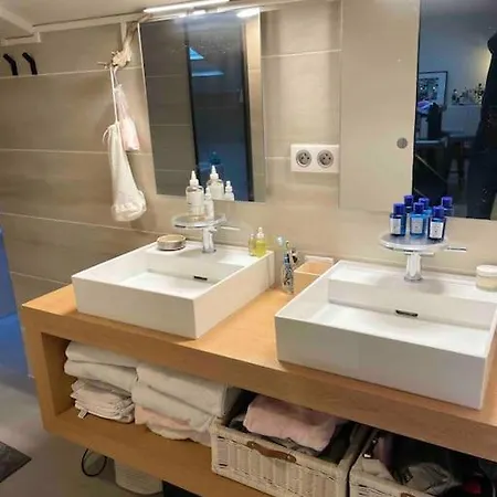 Loft Centre Situe Dans Rue Calme Apartmán *